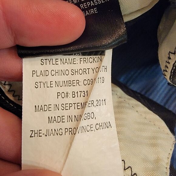 Volcom frickin plaid chino shorts size 12 - Picture 3 of 5